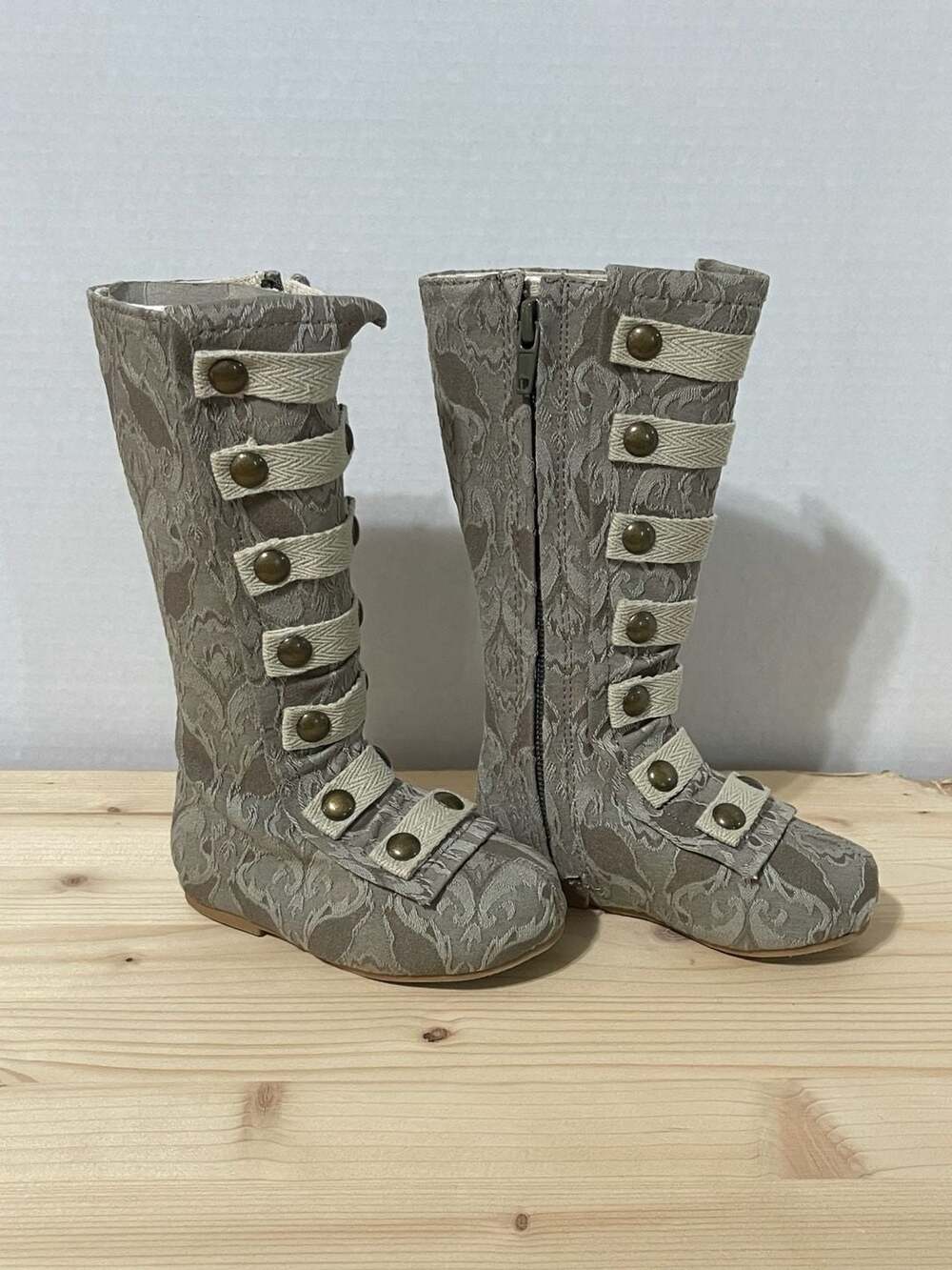 Joyfolie Leighton in Dove Damask Tall Boots with Brass Buttons Girls Size 5